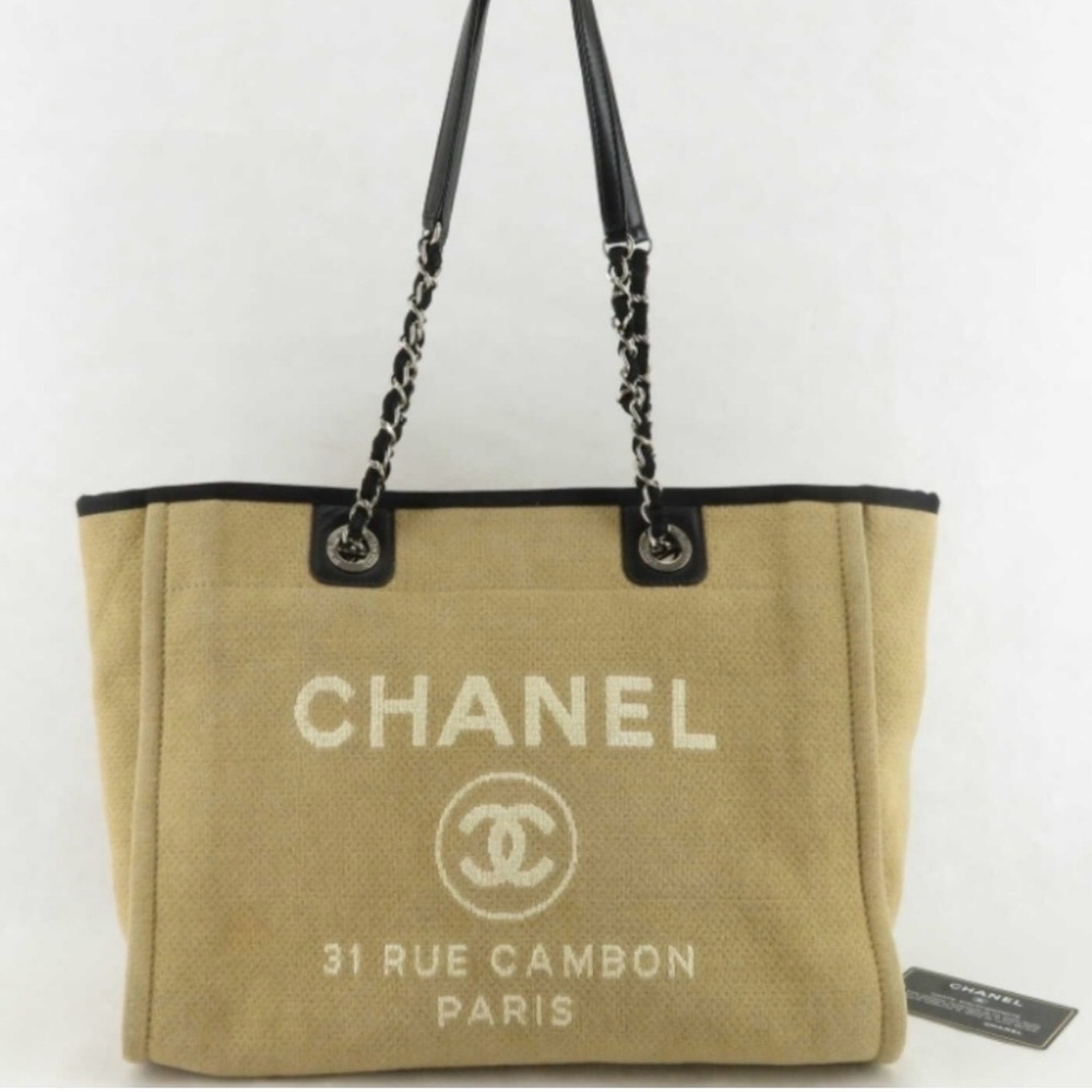 CHANEL☀️PRICE FIRM☀️DEAUVILLE Tan Canvas Tote with Black Accents